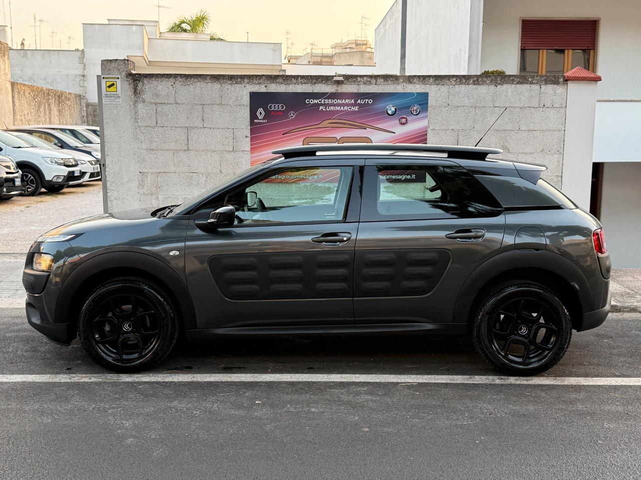 Citroen C4 Cactus 1.2 82CV Shine *CAMERA - 2016
