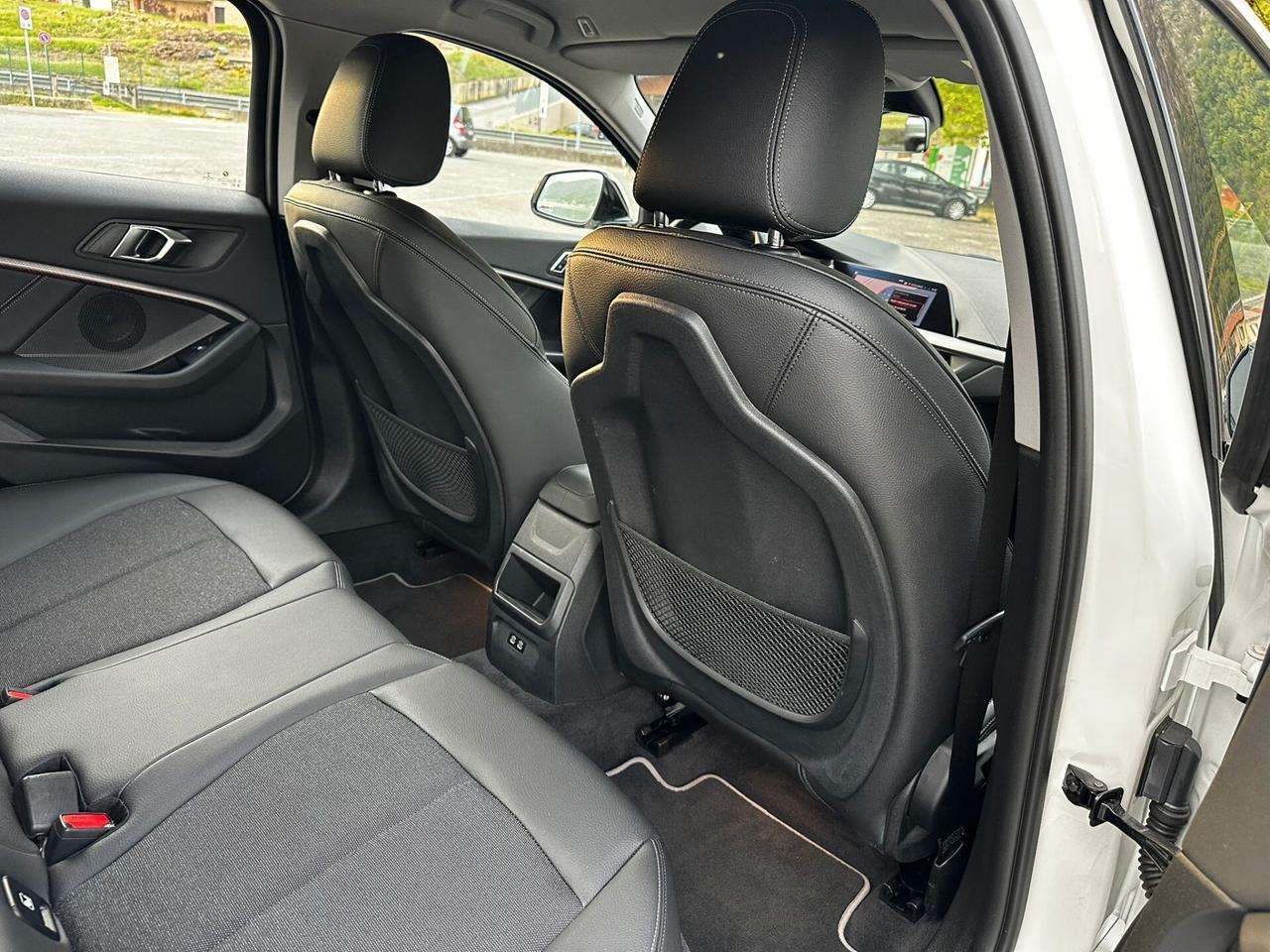 Bmw 116 116d 5p. Sport