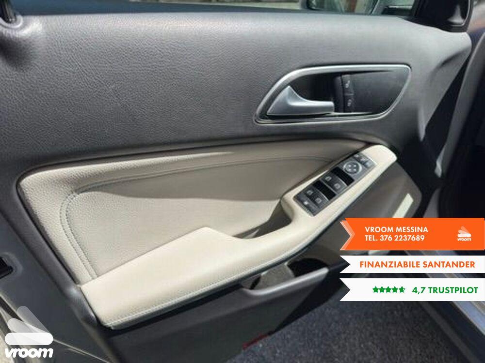MERCEDES GLA (X156) GLA 200 CDI Automatic Sport