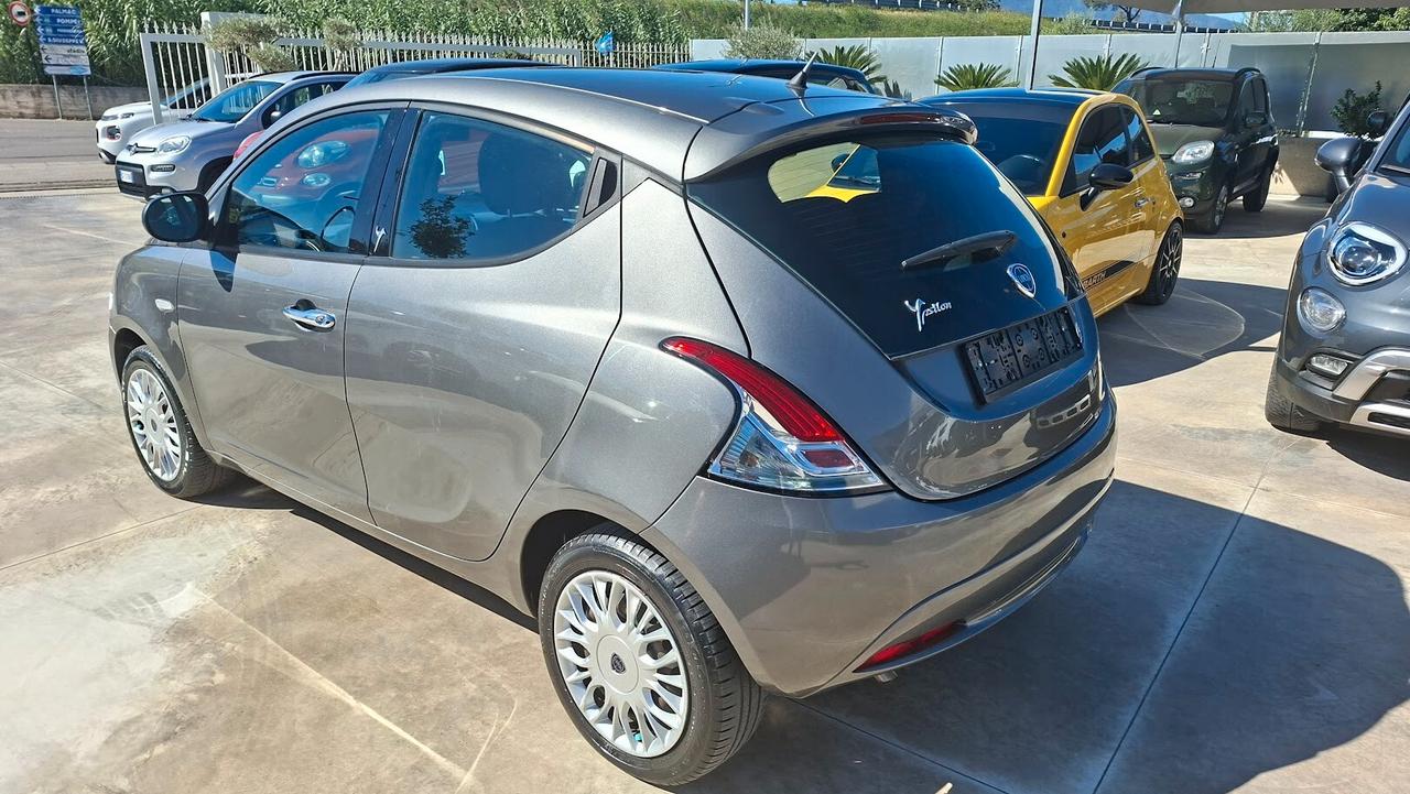 Lancia Ypsilon 1.2 69 CV 5 porte 2017