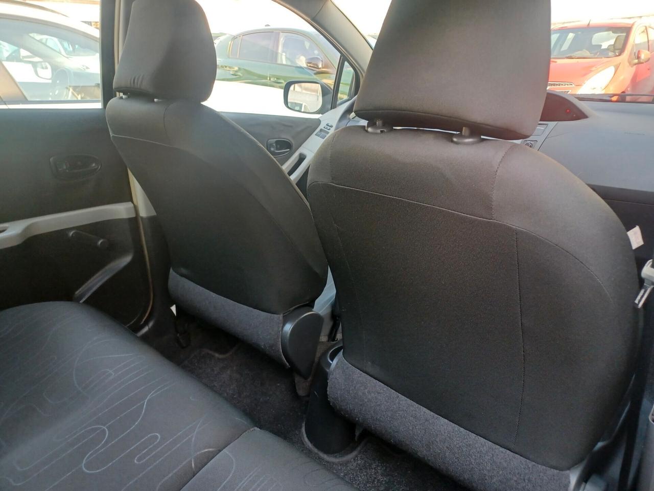 Toyota Yaris 1.4 D-4D 90 CV 5 PORTE ANNO 2010