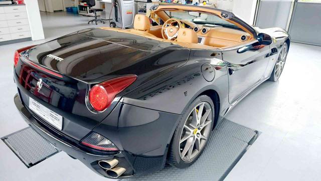 FERRARI California 13000km pari al nuovo IVA esposta