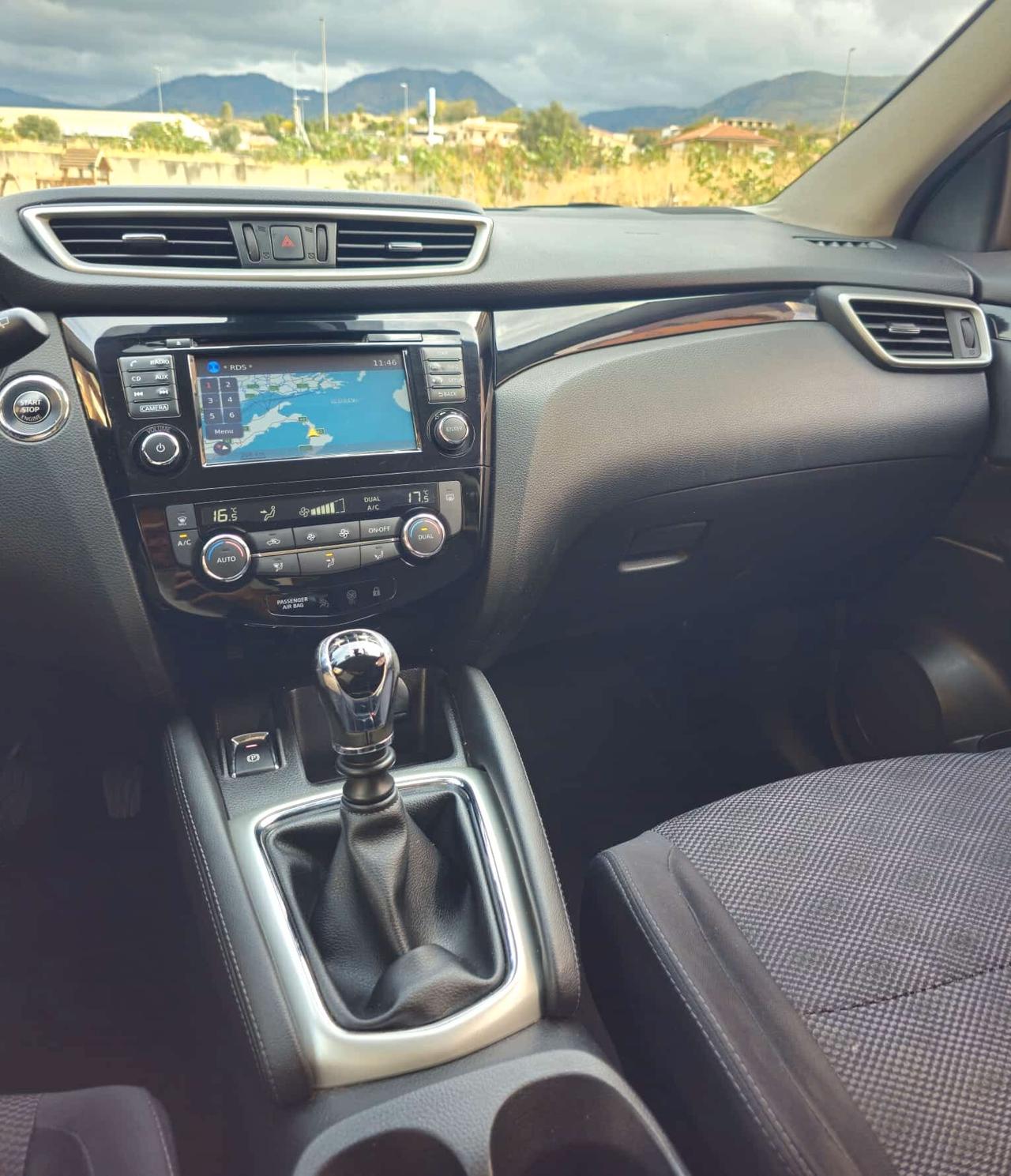 Nissan Qashqai 1.5 dCi N-Connecta