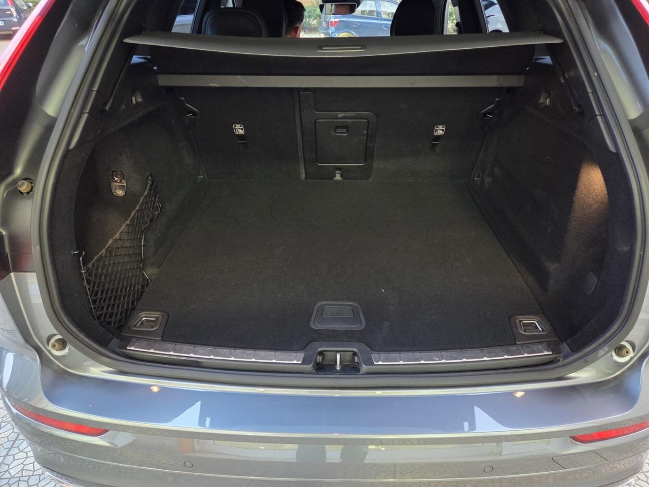 XC60 2.0 b4 R-design awd auto UNICO PROPRIETARIO
