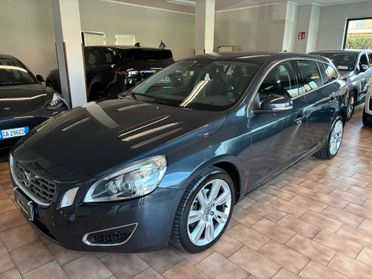 Volvo V60 * 2.0 d3 Summum geartronic*TAGLIANDI CERTIFICATI