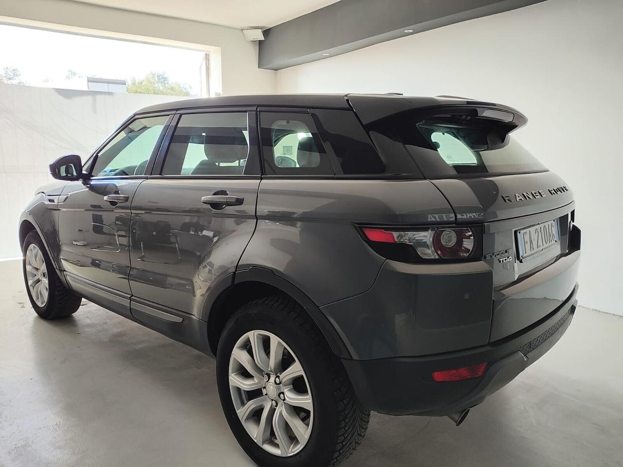 Rover Evoque 2.2 TD4 5p. Dynamic iva esposta