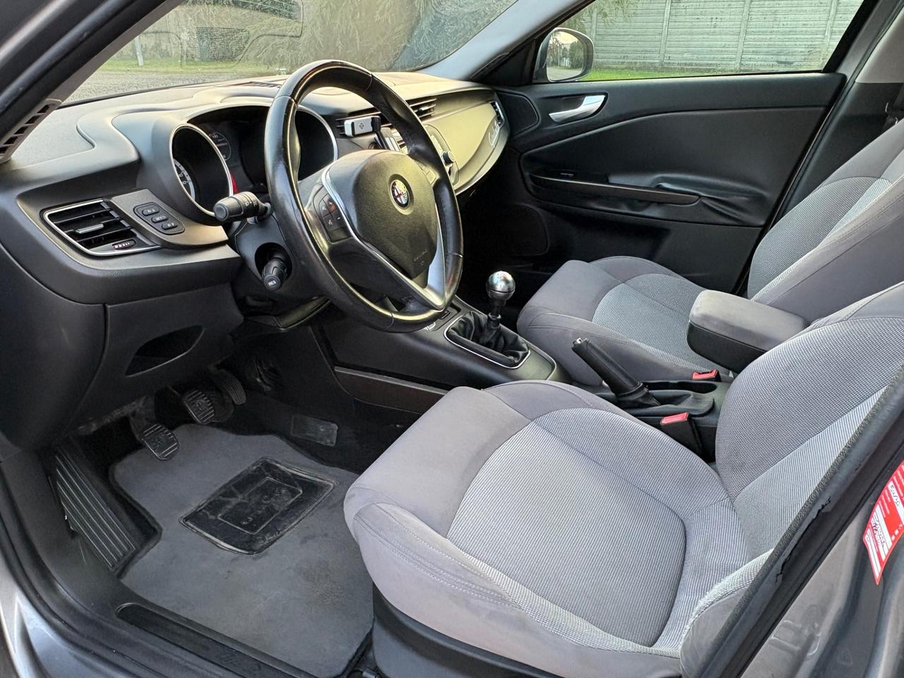 Alfa Romeo Giulietta 1.6 JTDm-2 105 CV Distinctive