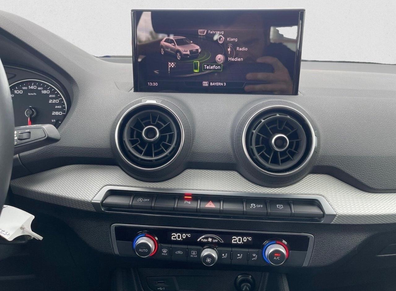 Audi Q2 35 TFSi Business Navi Led Pdc