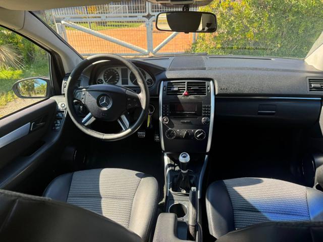 MERCEDES-BENZ B 200 CDI Sport