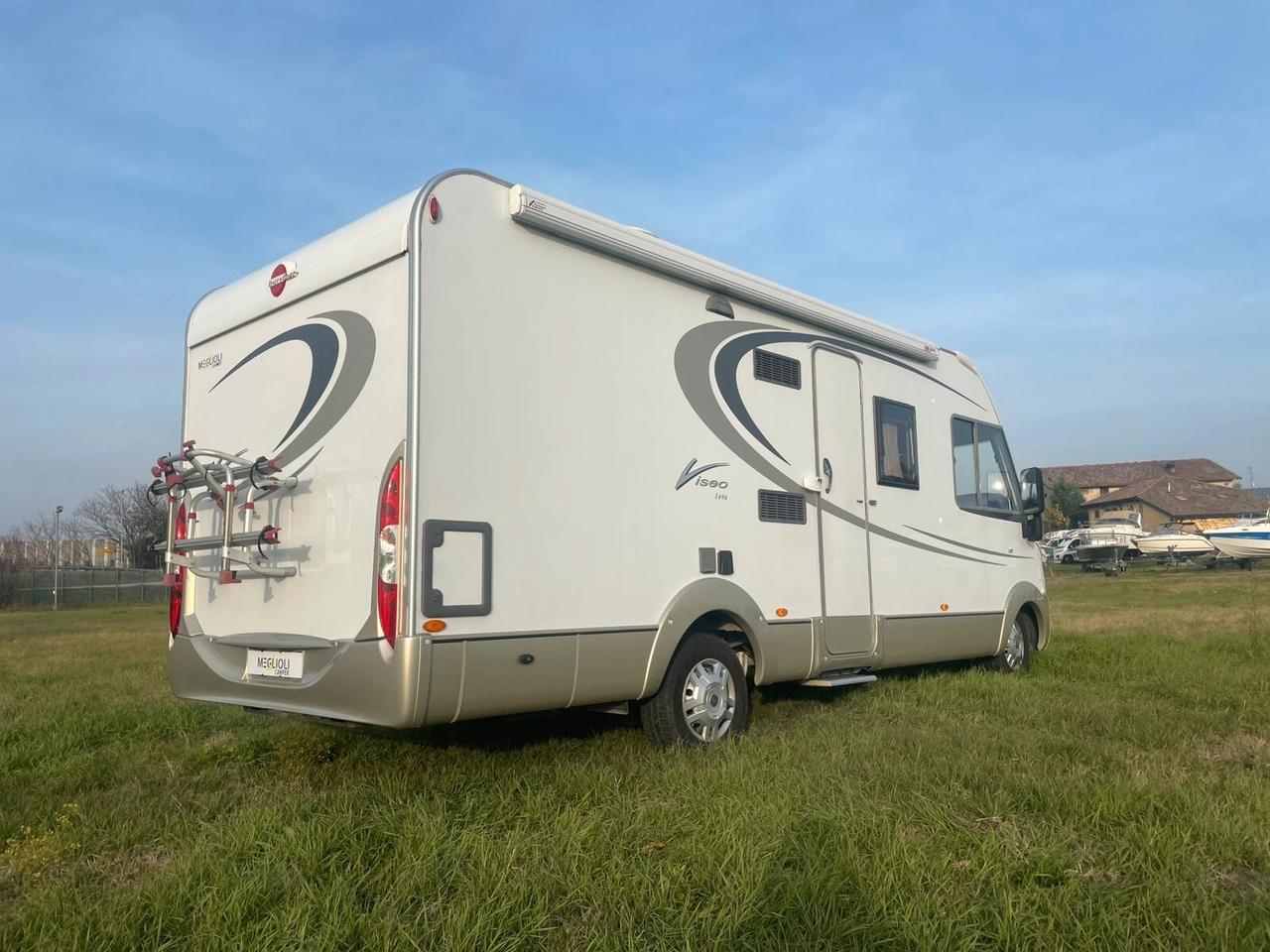 Bürstner Viseo 696 Motorhome con letto matrimoniale