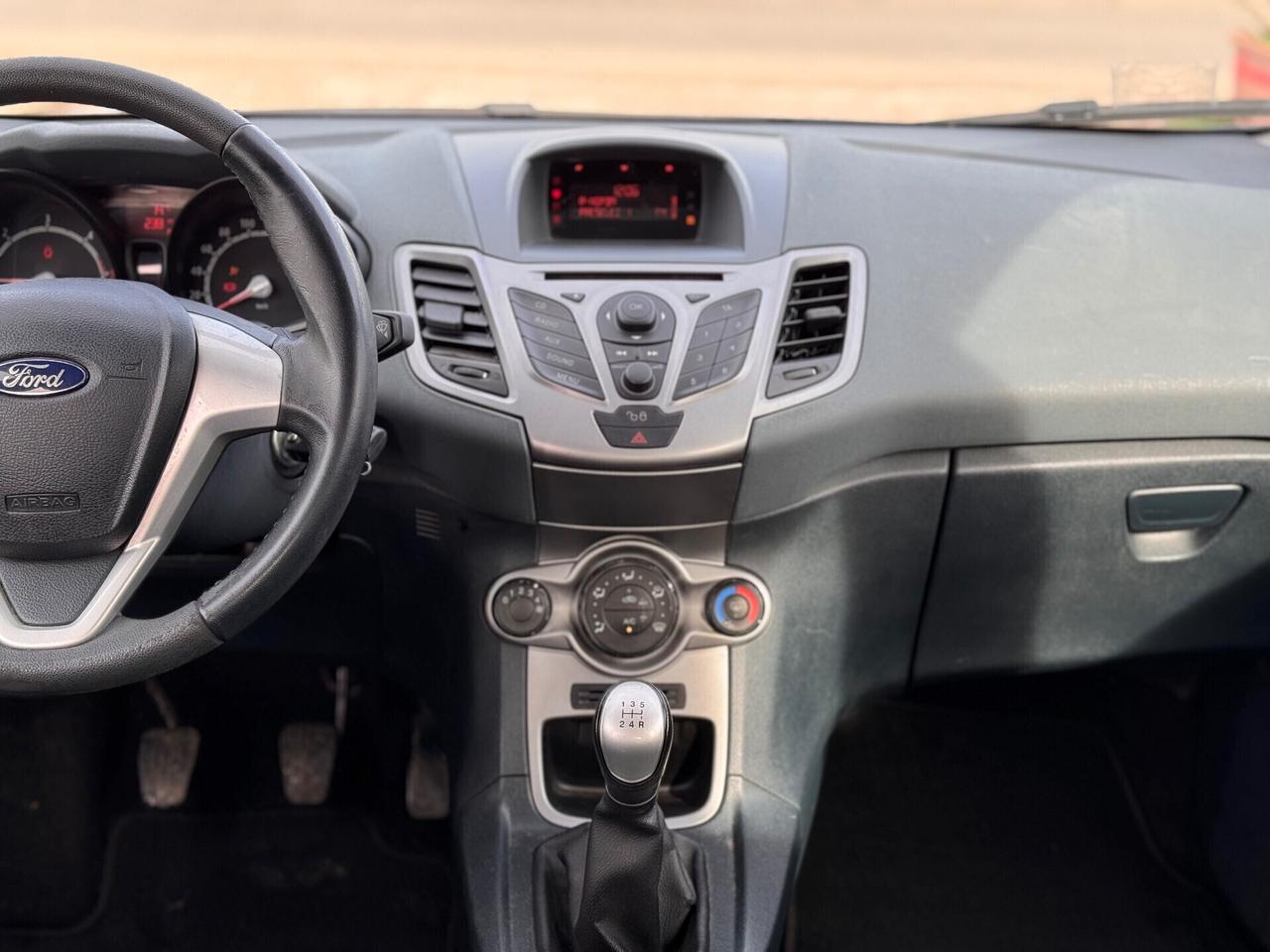 Ford Fiesta 1.4 TDCi 70CV 5 porte “NUOVISSIMA”