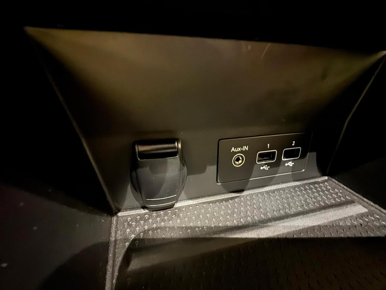 Renault Captur Plug-in Hybrid E-Tech 160 CV Intens