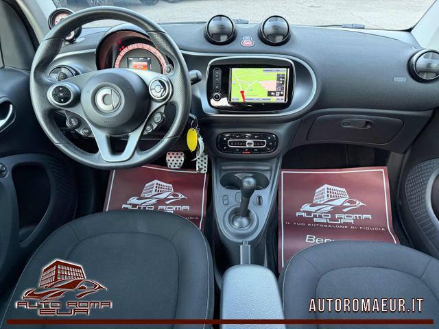 SMART ForTwo 1.0 twinamic Superpassion NAVI! LED! PREZZO REALE!