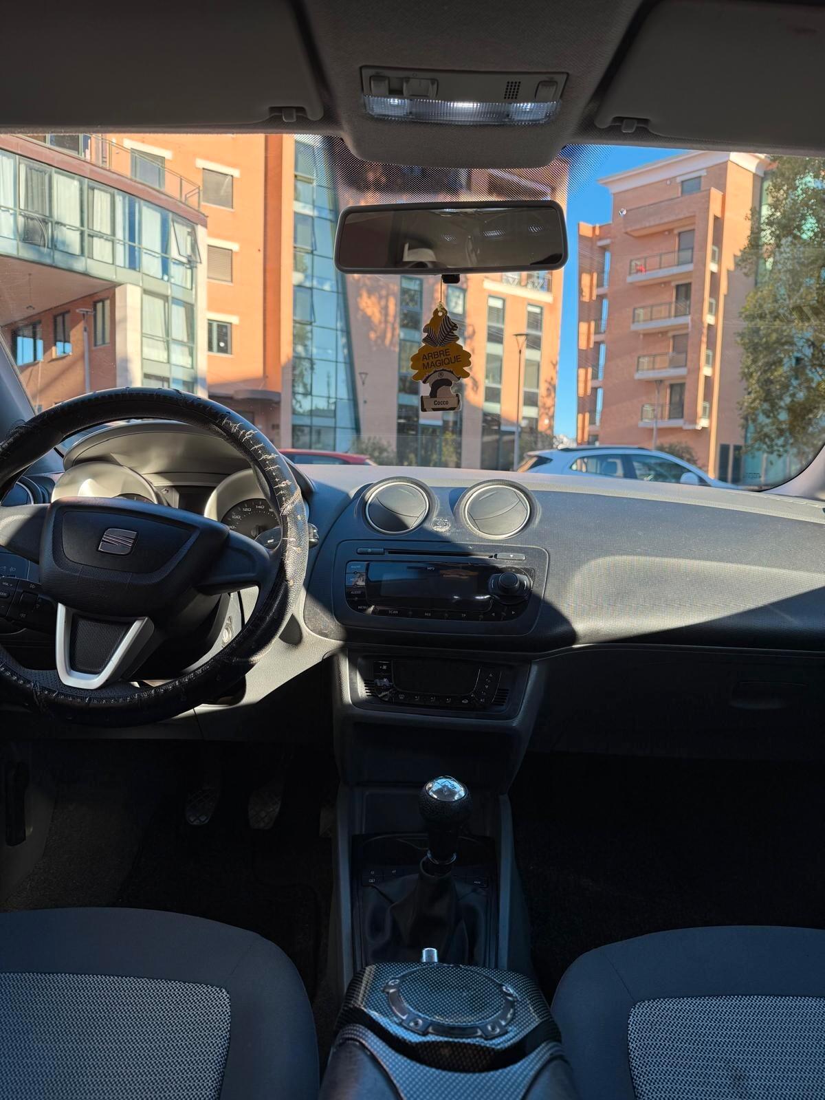 Seat Ibiza 1.4 5p. Stylance