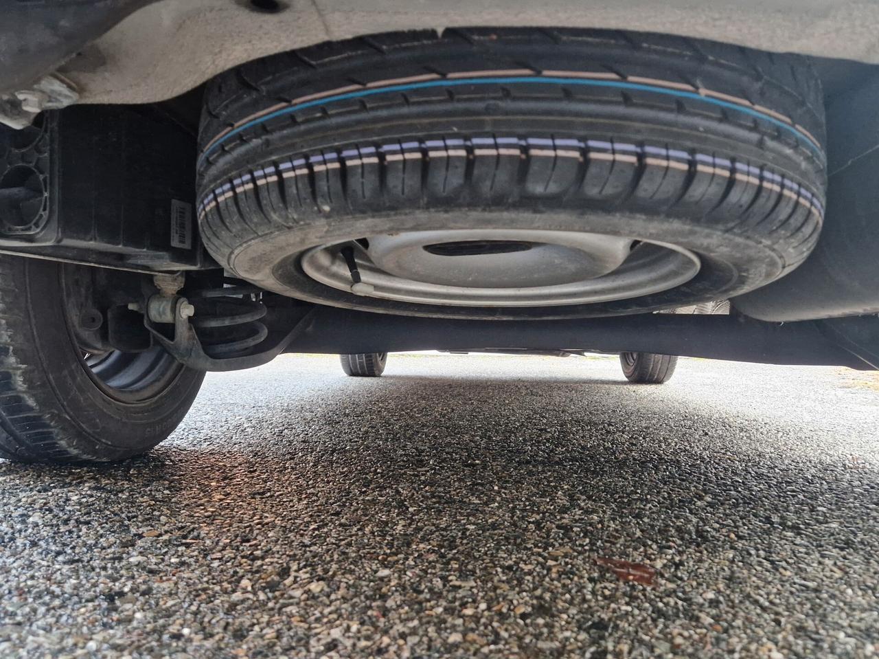 Ford Tourneo Courier 1.0 100CV "33.500 km" Bluetooth, Sensori, Ruotino