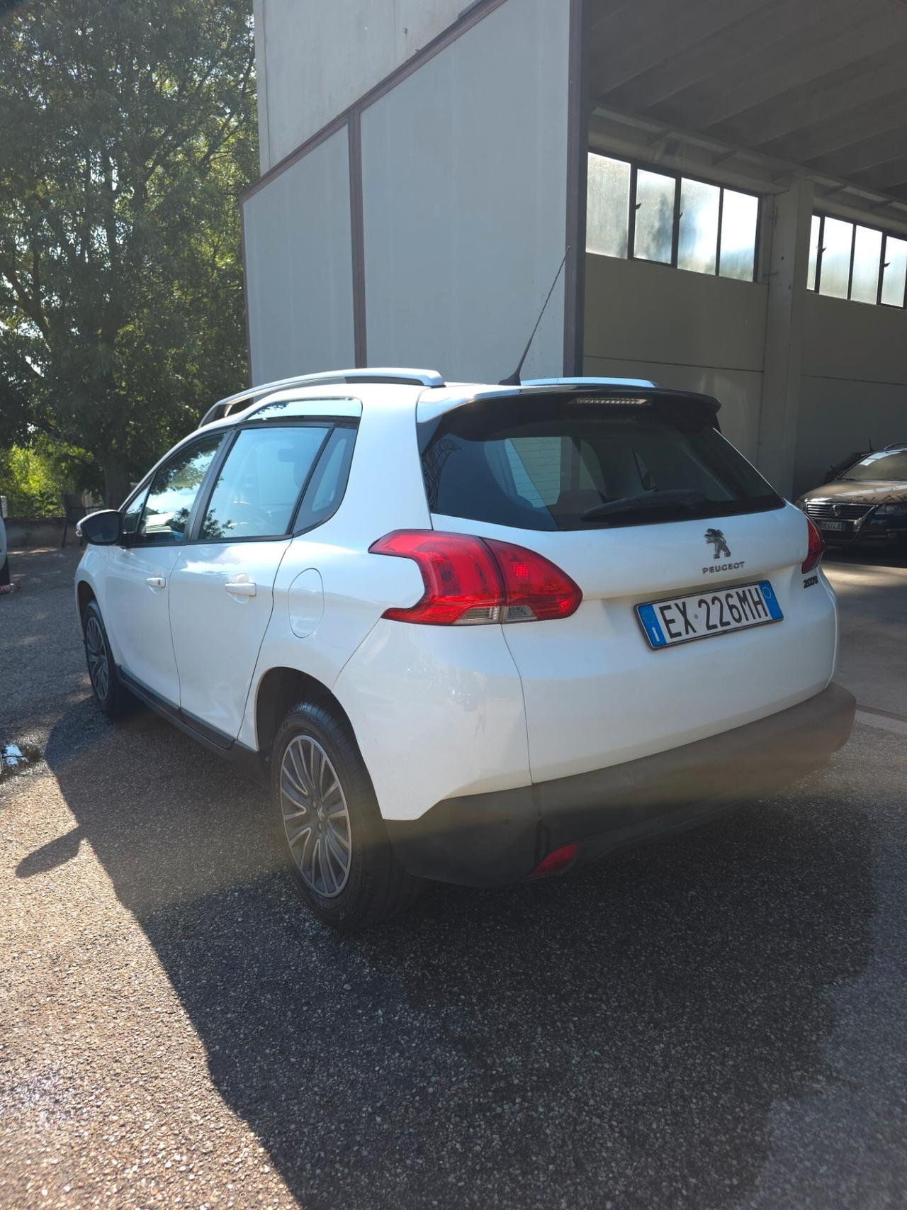Peugeot 2008 PureTech 82 Allure