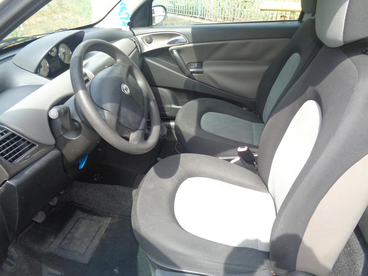 Lancia Ypsilon 1.3 Multijet 16V Argento