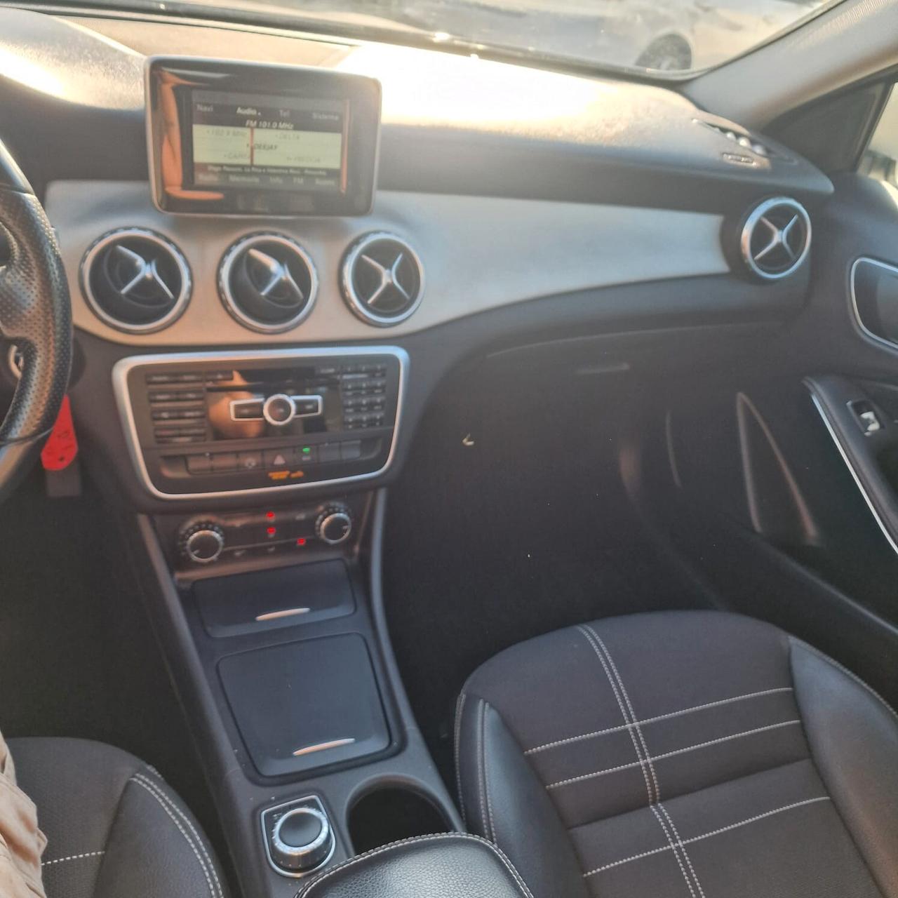Mercedes-benz GLA 220 d Automatic Premium