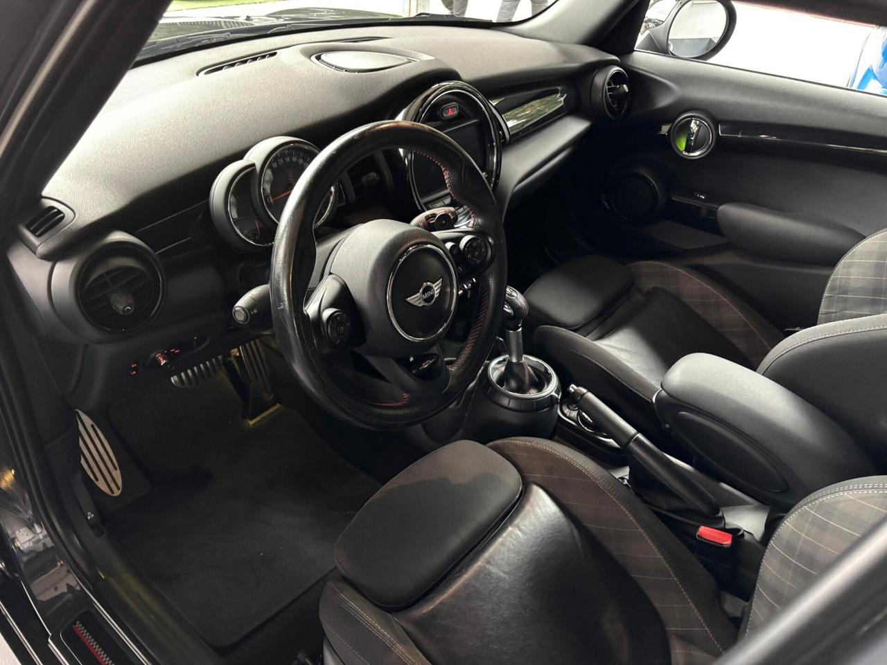 Mini 2.0 Cooper SD Hype 5 porte