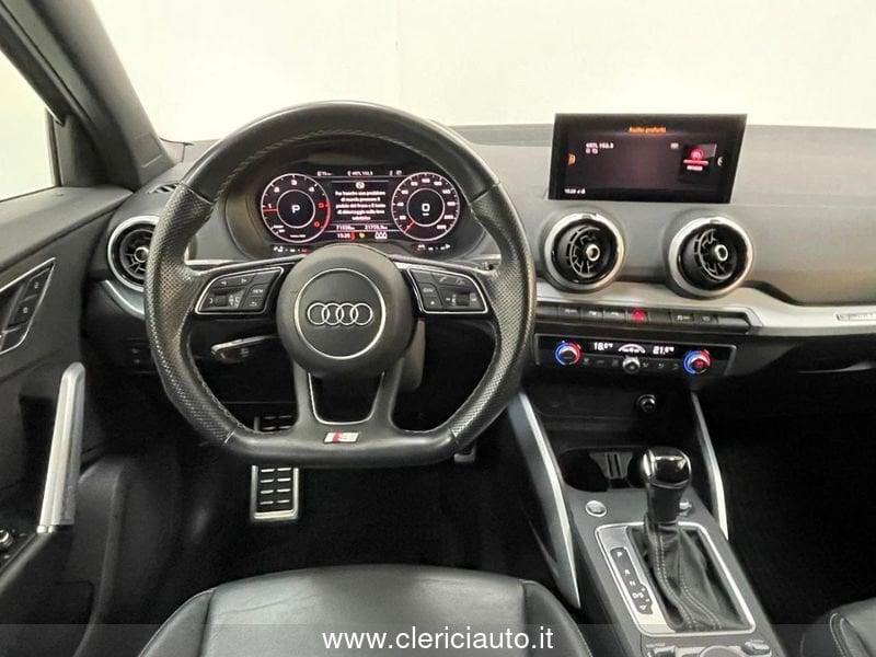 Audi Q2 35 TDI quattro S tronic Identity Black
