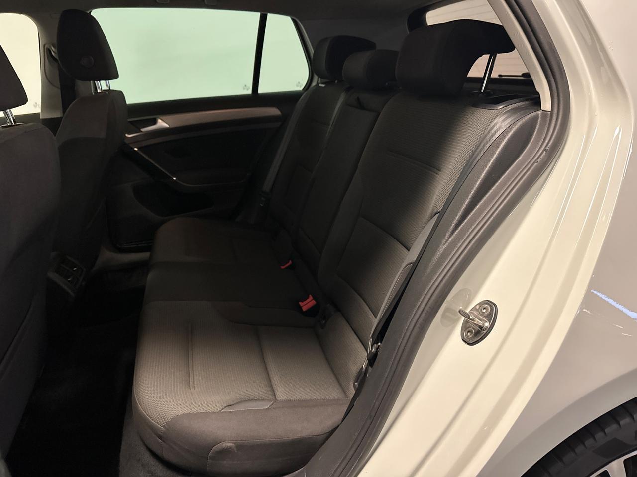 VOLKSWAGEN GOLF 7 1.6 TDI DSG 110CV PRONTA CONSEGNA