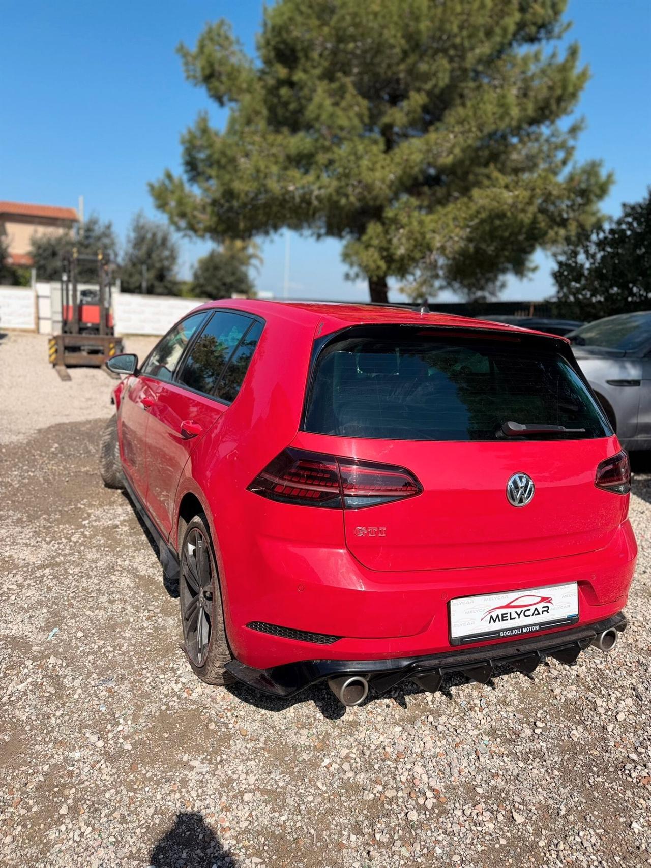 Volkswagen Golf GTI Performance 2.0 245 CV TSI 5p. BMT sinistrato