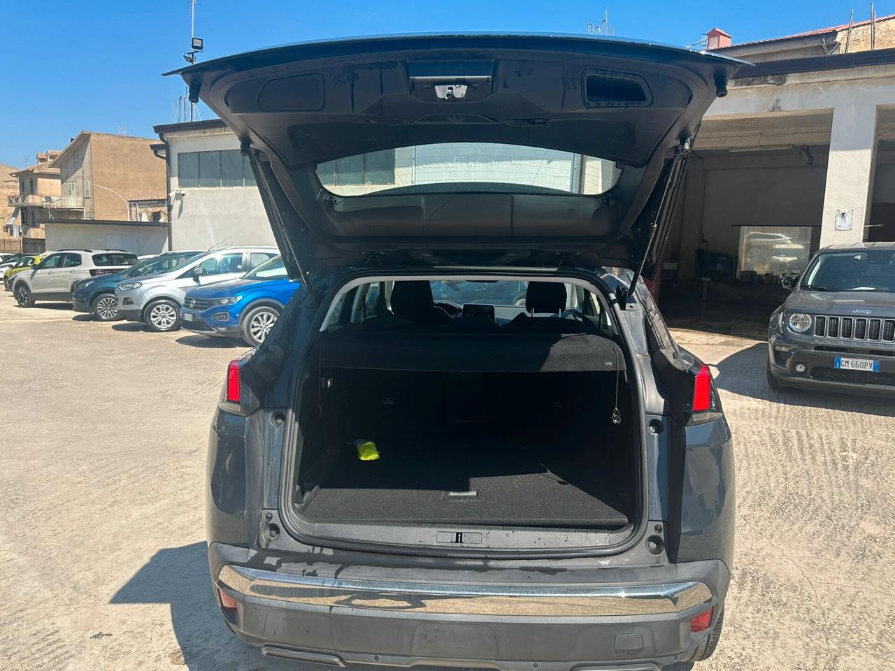 Peugeot 3008 BlueHDi 130 S&S Business
