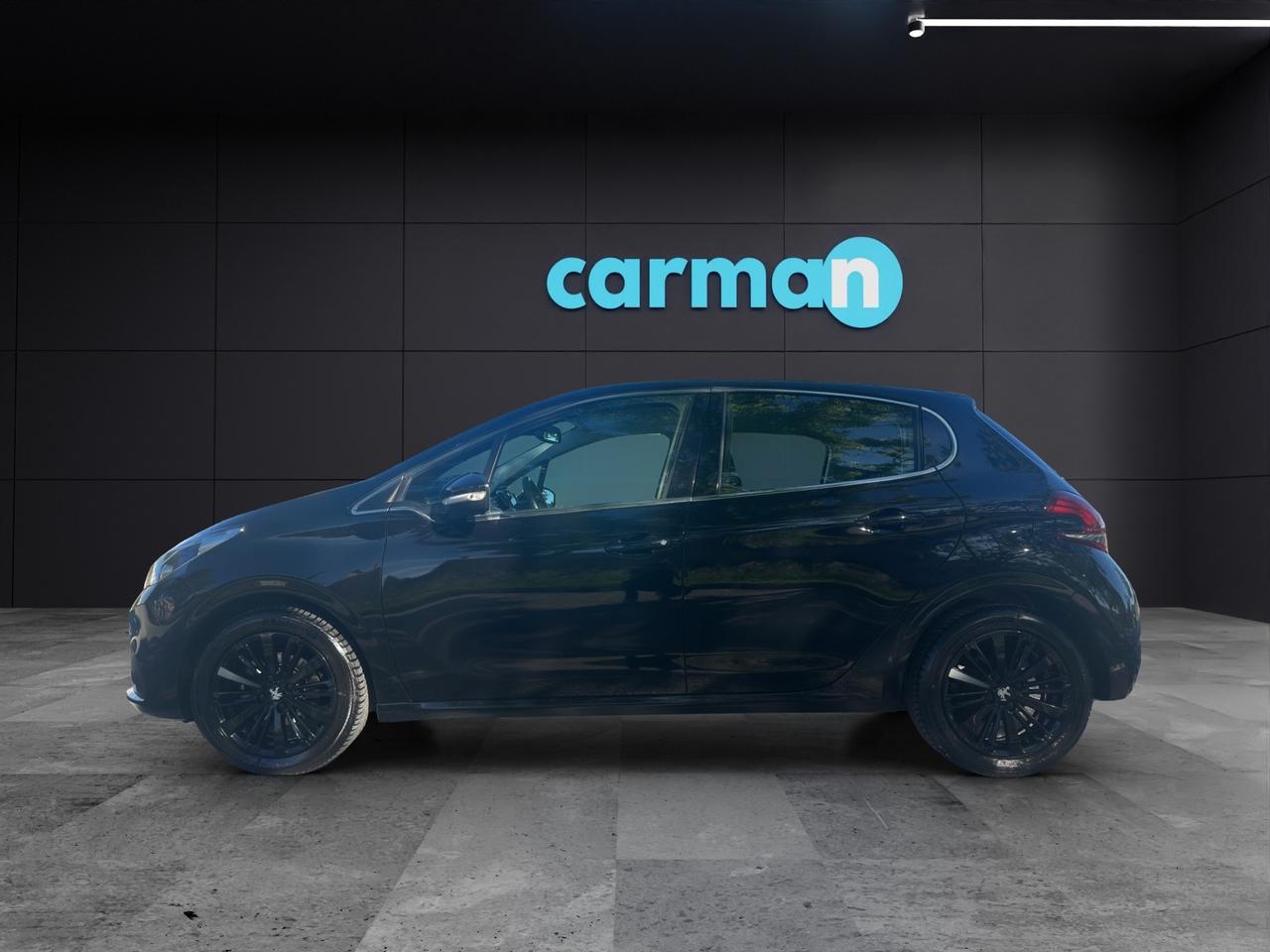 Peugeot 208 PureTech 82 5 porte Allure BLACK LINE