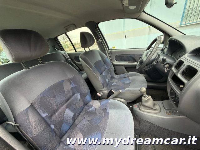 RENAULT Clio 1.2 cat 5 porte Expression