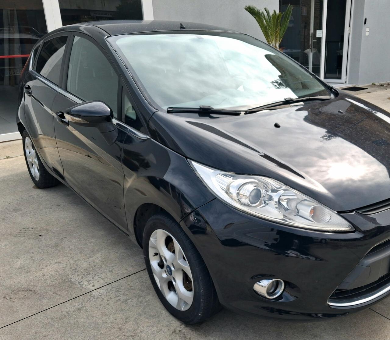 Ford Fiesta Fiesta+ 1.4 TDCi 68CV 5 porte
