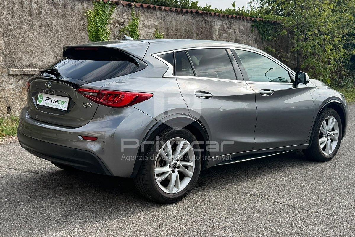 INFINITI Q30 1.5 diesel Business Executive
