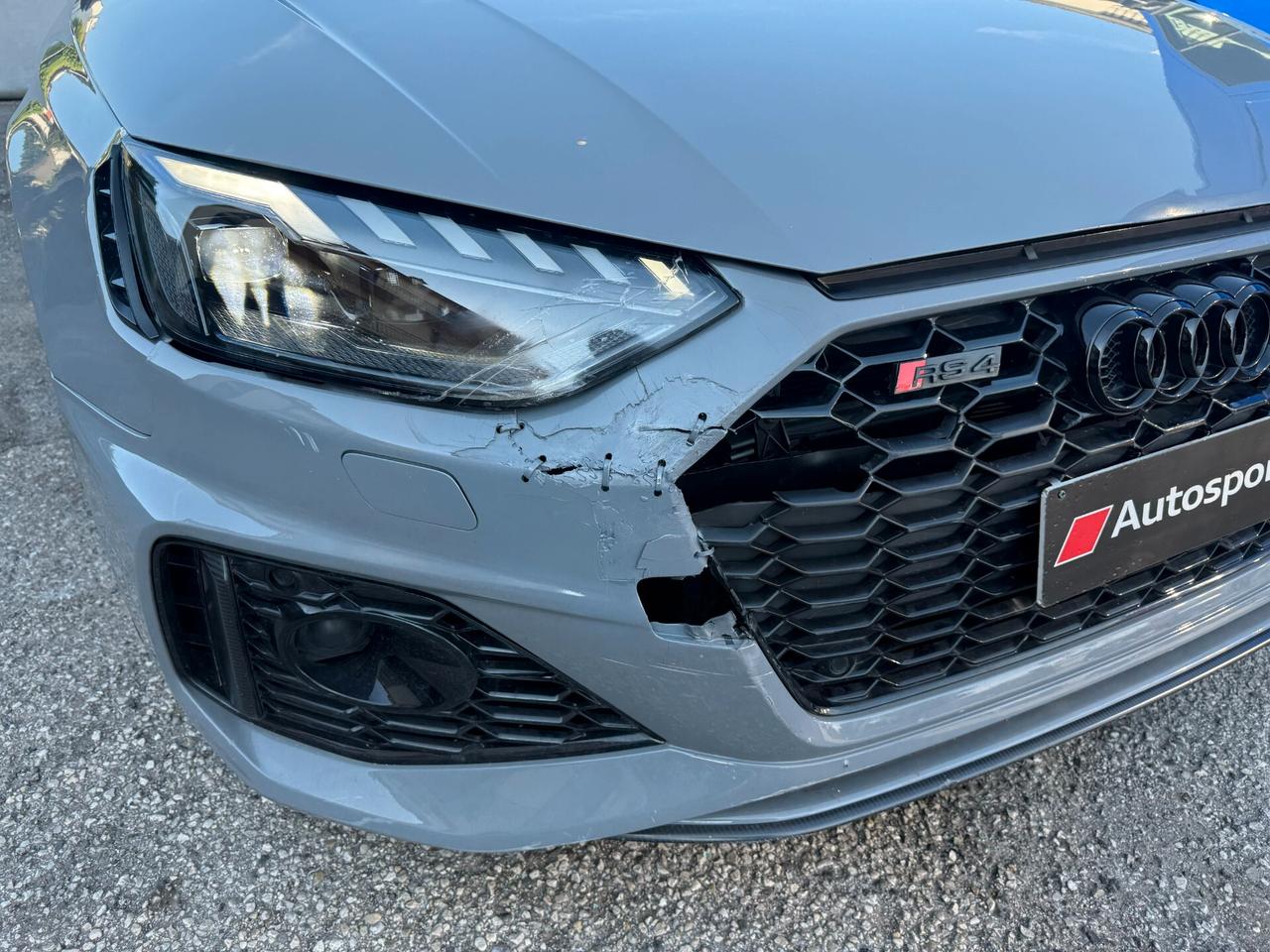 Audi A4 RS 4 Avant 490 CV SCARICHI MAPPA ! INCIDENTATA MARCIANTE !