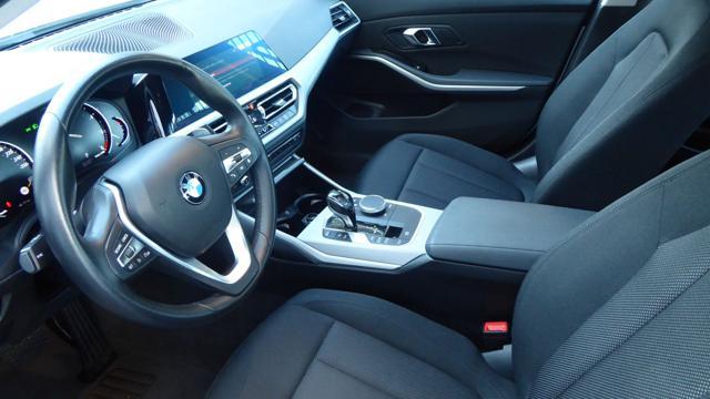 BMW 320 d Business Automatico