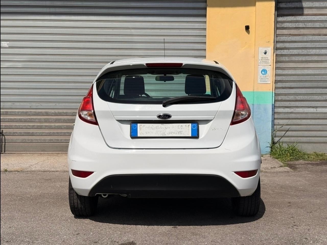 Ford Fiesta 1.5 TDCi 75CV 5 porte Titanium