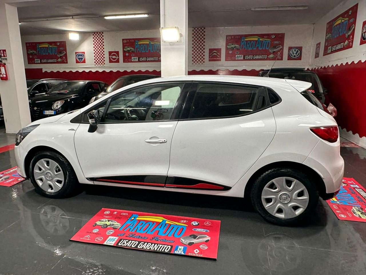 Renault Clio 1.1 75cv GPL Live - 2013