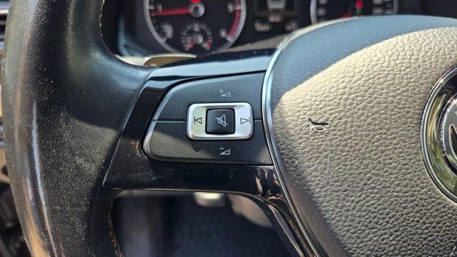 VOLKSWAGEN Amarok 3.0 V6 TDI 4MOTION BMT permanente aut. DC Comfortl