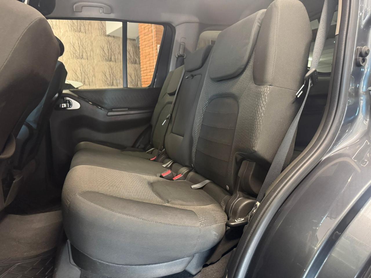 Nissan Pathfinder 2.5 dCi Sport