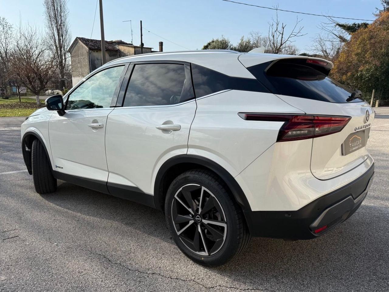 Nissan Qashqai tekna + #8485