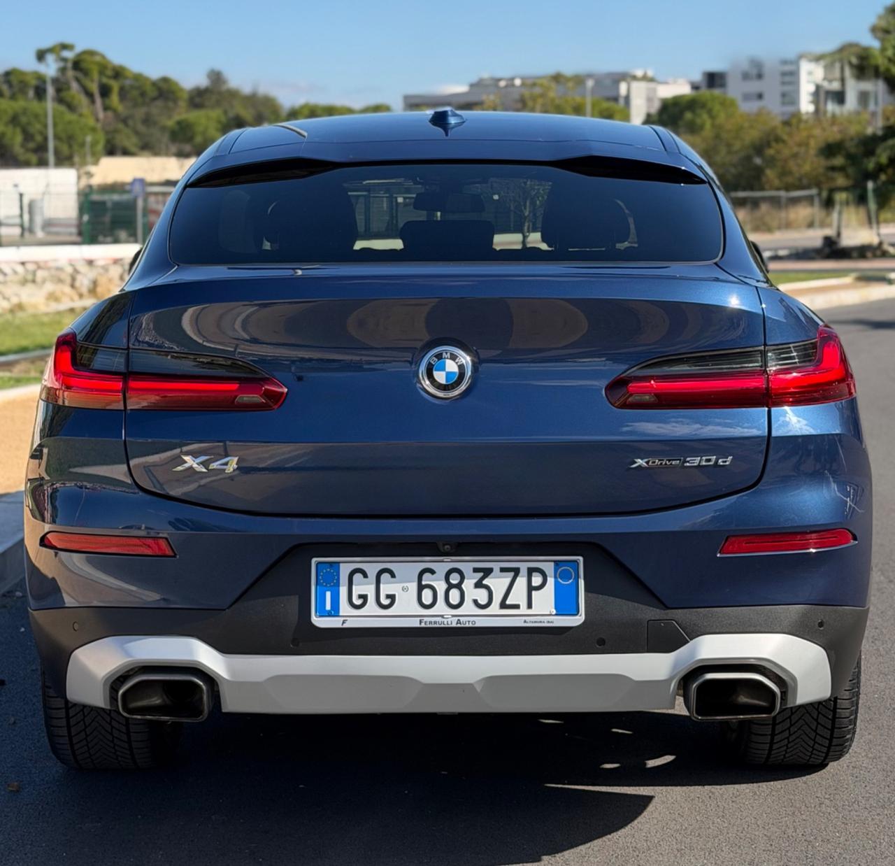 Bmw X4 xdrive 30d mhev 249CV FARI LASER-PELLE