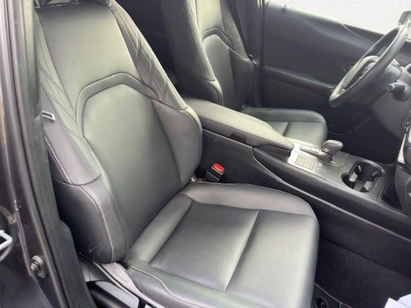 Lexus UX UX 300h F-Design