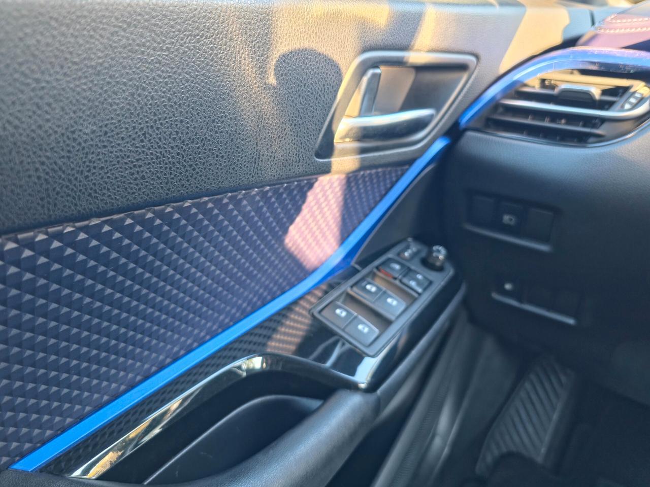 Toyota C-HR 1.8 Hybrid E-CVT Lounge E6 Automatico NEO 2016