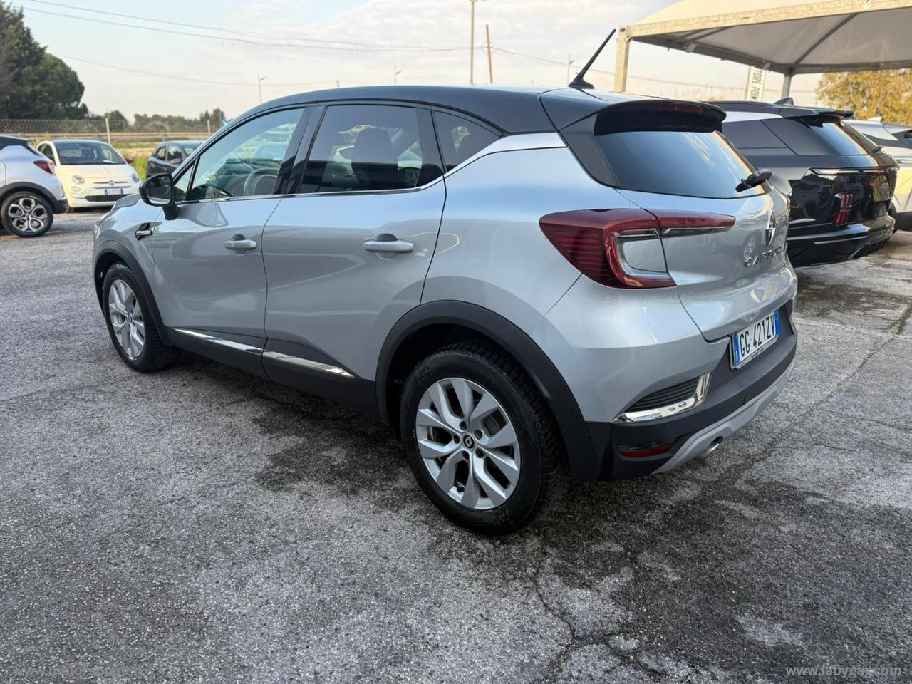 RENAULT Captur TCe 140 CV Intens