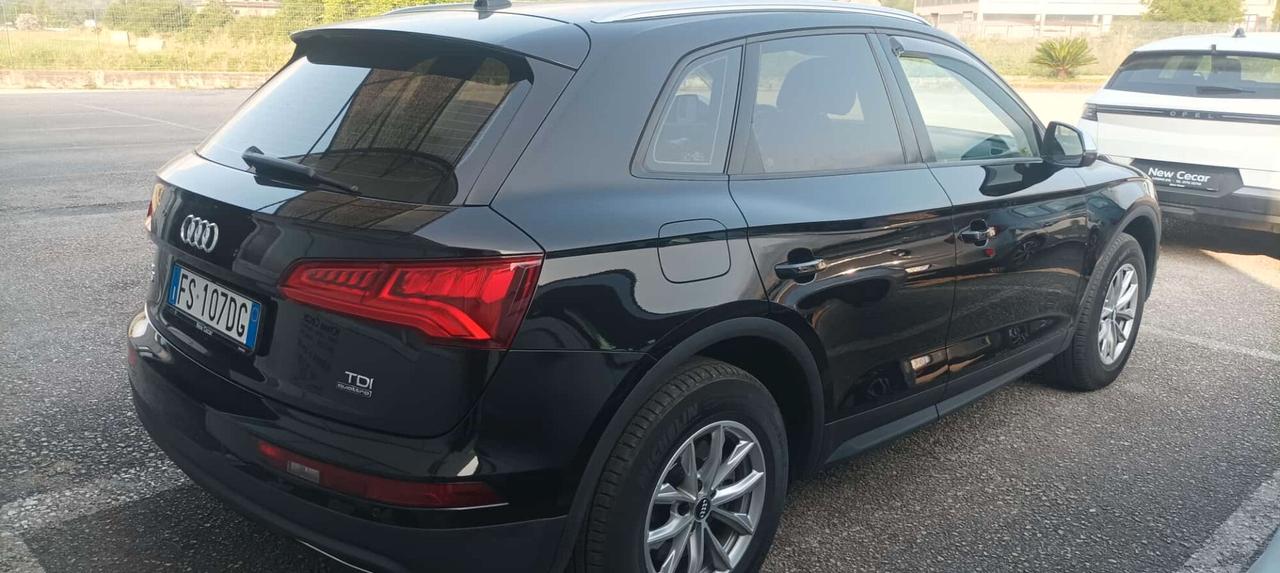 Audi Q5 2.0 TDI quattro S tronic Business