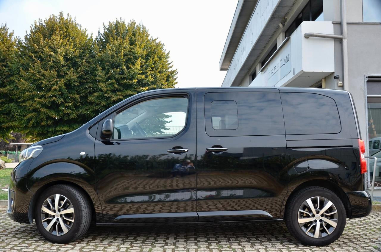 TOYOTA PROACE VERSO 1.5d 120cv LUXURY COMPACT 8 POSTI, UNICOPROPRIETARIO, TETTO, UFF ITALIANA, EURO 6D, NAVI, RETROCAMERA 360°, PERMUTE