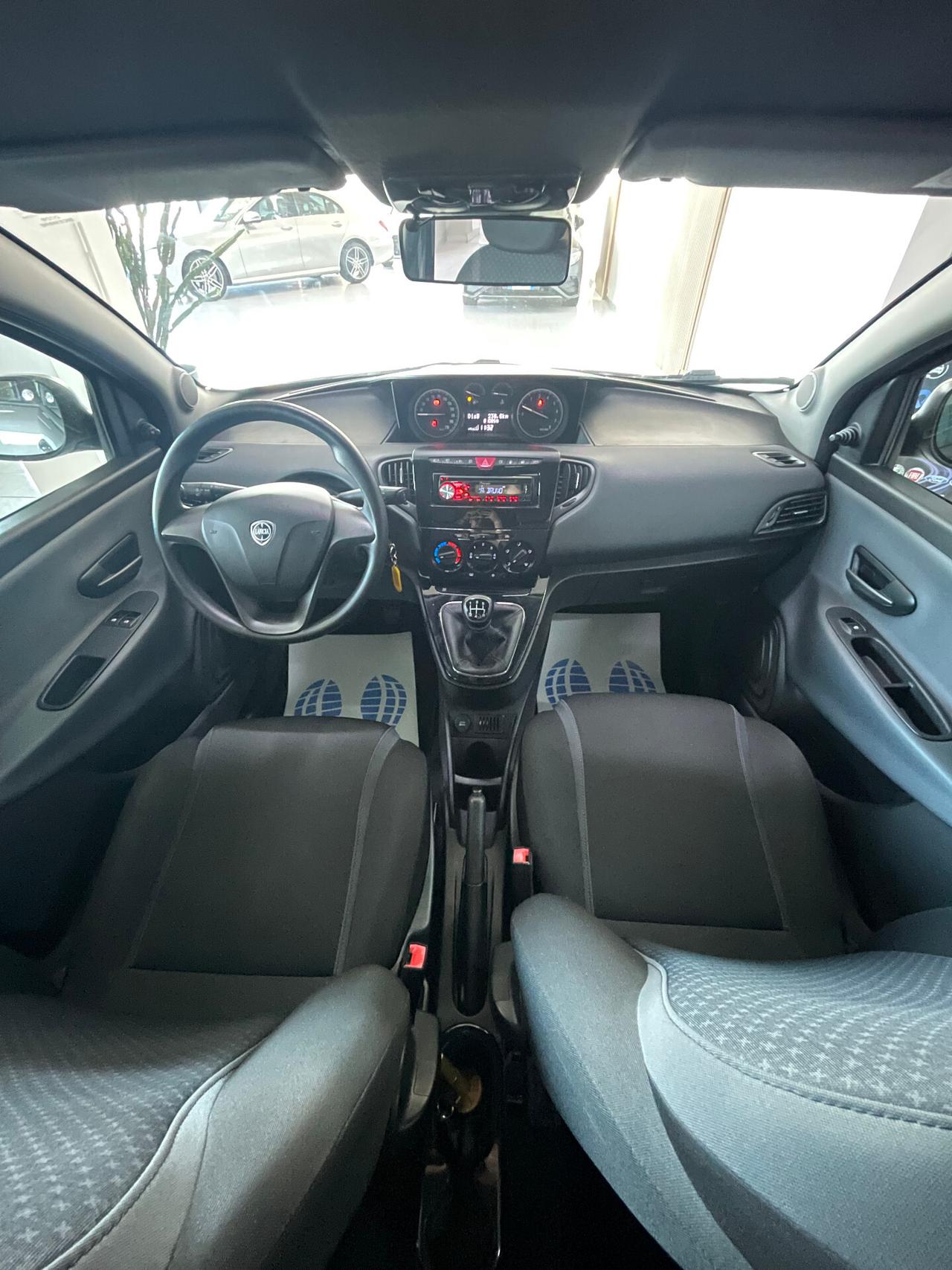 Lancia Ypsilon 1.2 69 CV 5 porte GPL Ecochic Gold