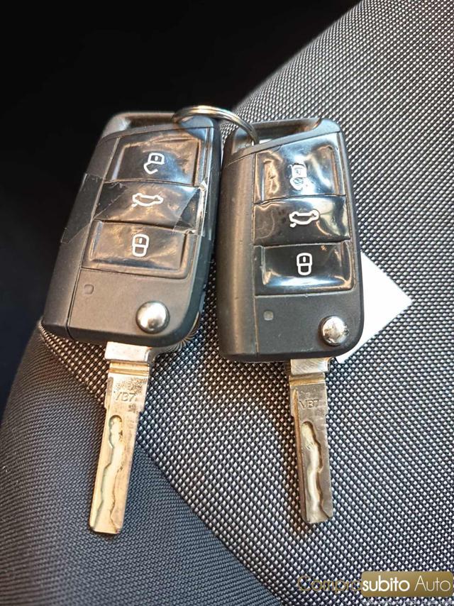 VOLKSWAGEN Golf 1.6 TDI 5p. Highline BlueMotion Technology