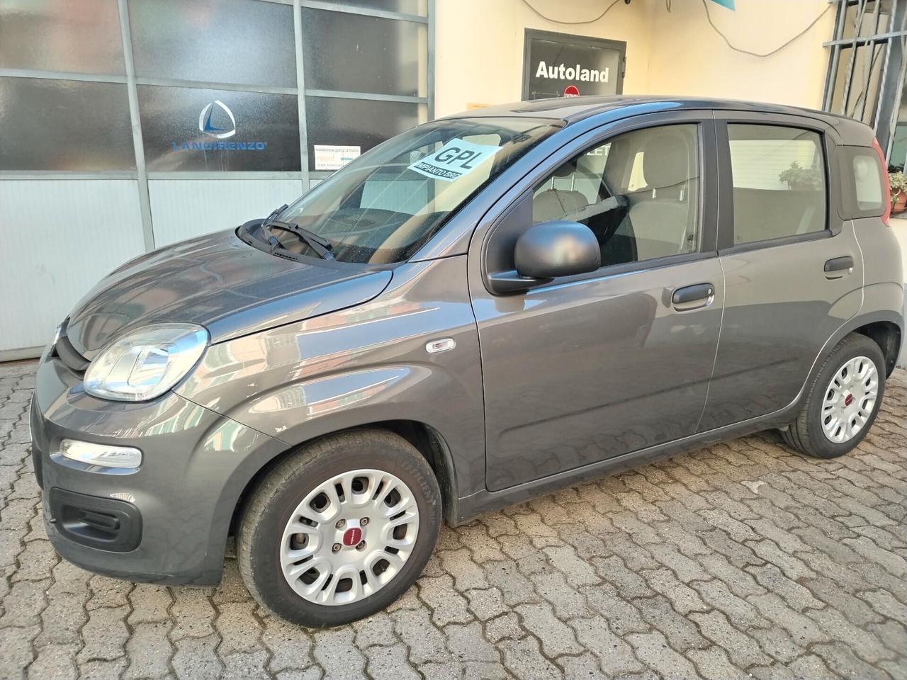 Fiat Panda 1.0 HYBRID con IMPIANTO GPL NUOVO