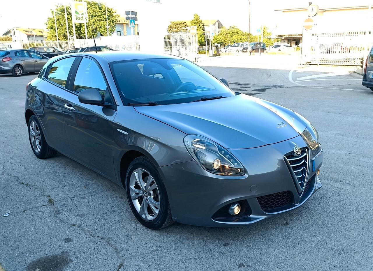 Alfa Romeo Giulietta 1.6 JTDm-2 105 CV Distinctive