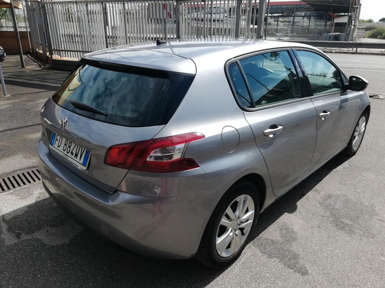 Peugeot 308 BlueHDi 120 S&S Allure