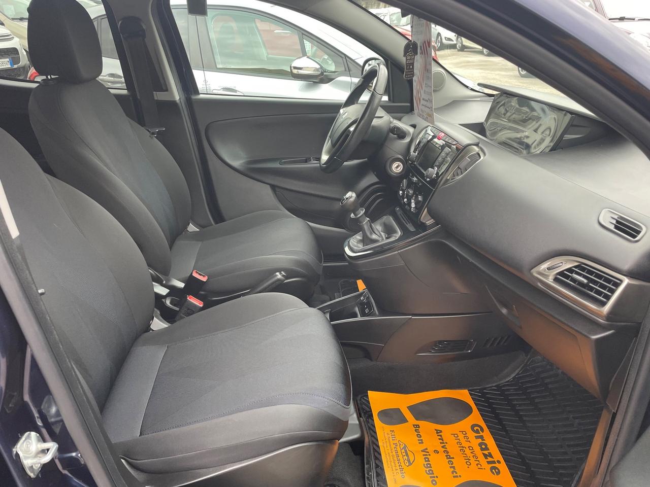 LANCIA YPSILON 1.2 BENZINA 69 (CV) 2019